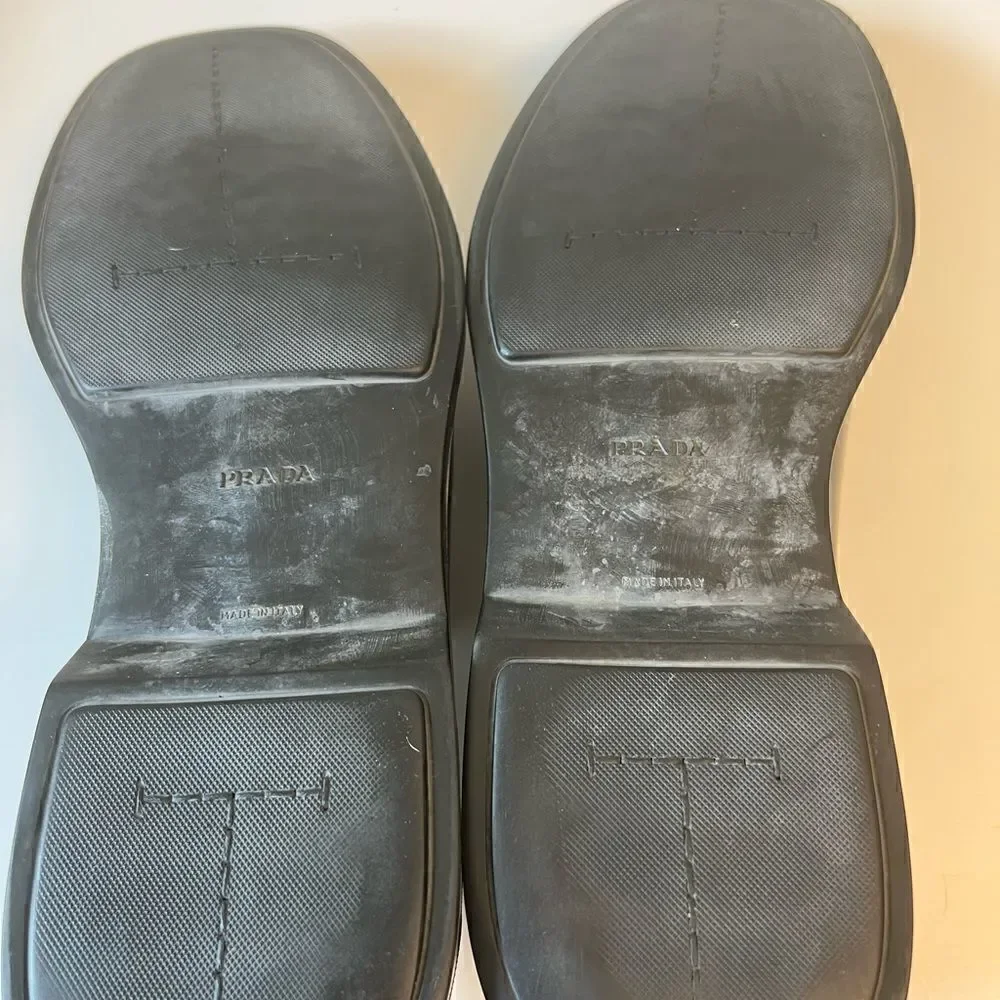 - Prada Men’s Loafer. Excellent Condition. Size 13